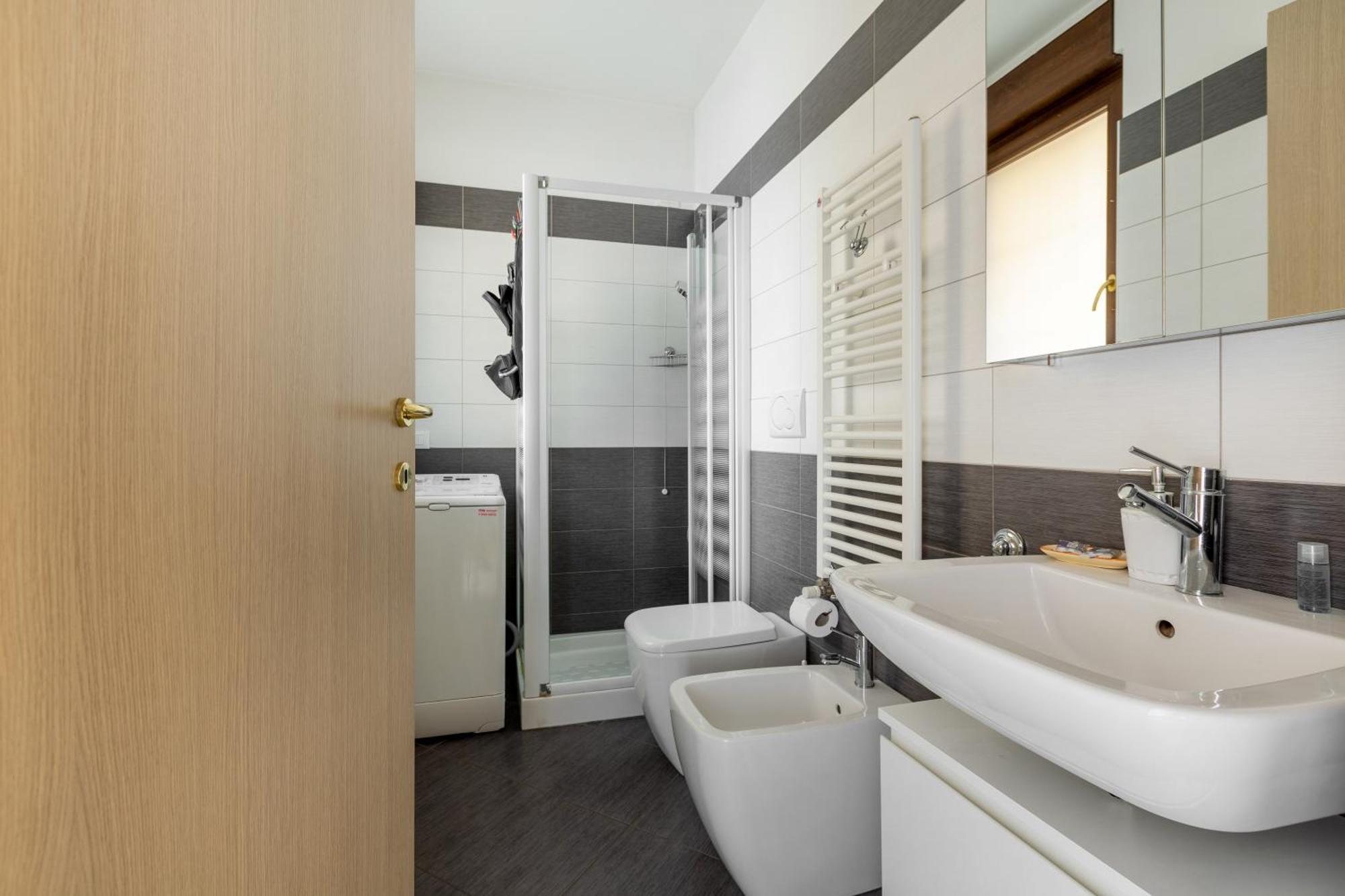 밀라노 Corsica Huge Terrace Flats 아파트 외부 사진